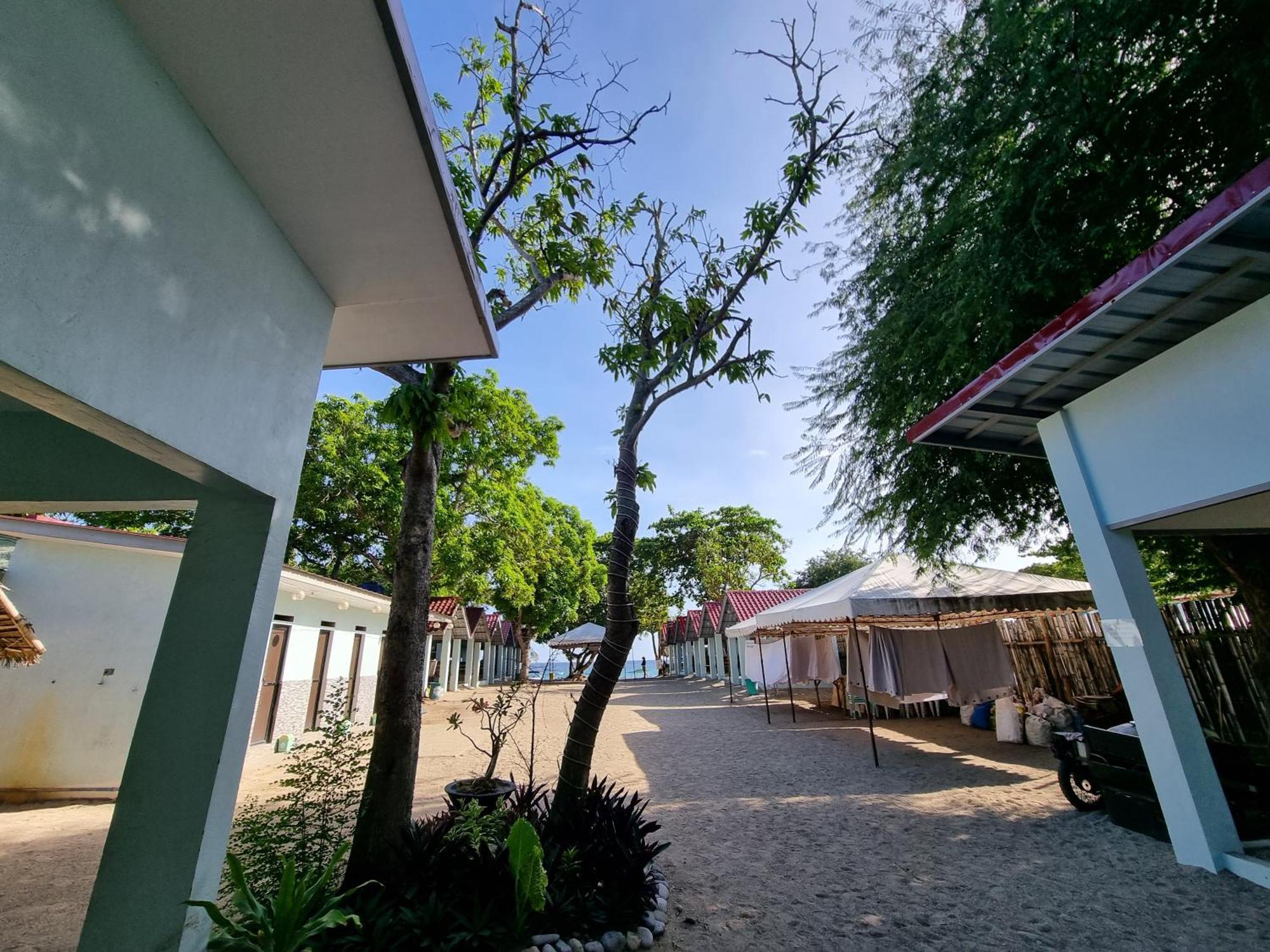 Yemaya De Laiya Powered By Cocotel Batangas Exterior foto